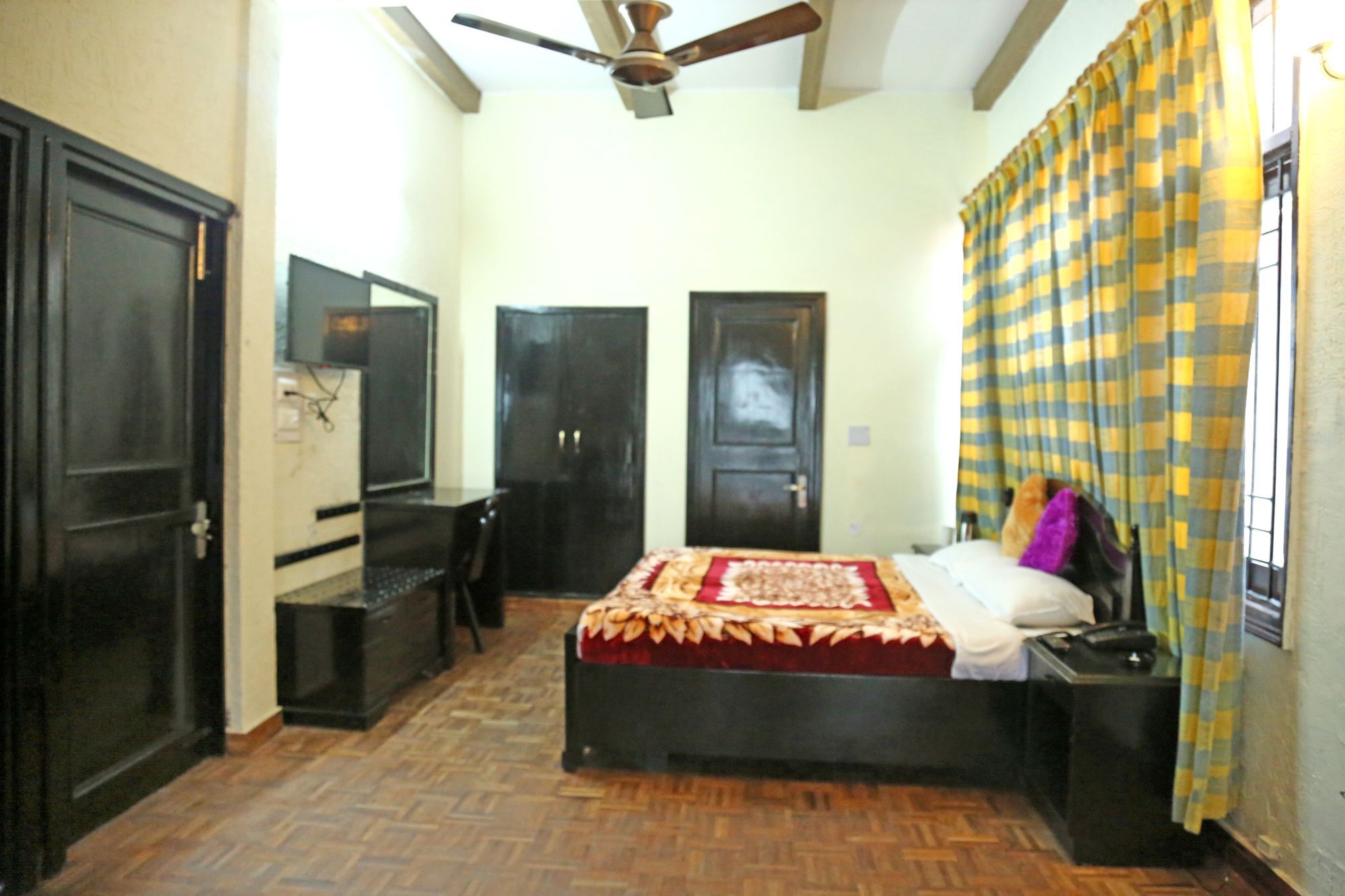 Oyo 5248 Surbee Resorts Мусори Екстериор снимка