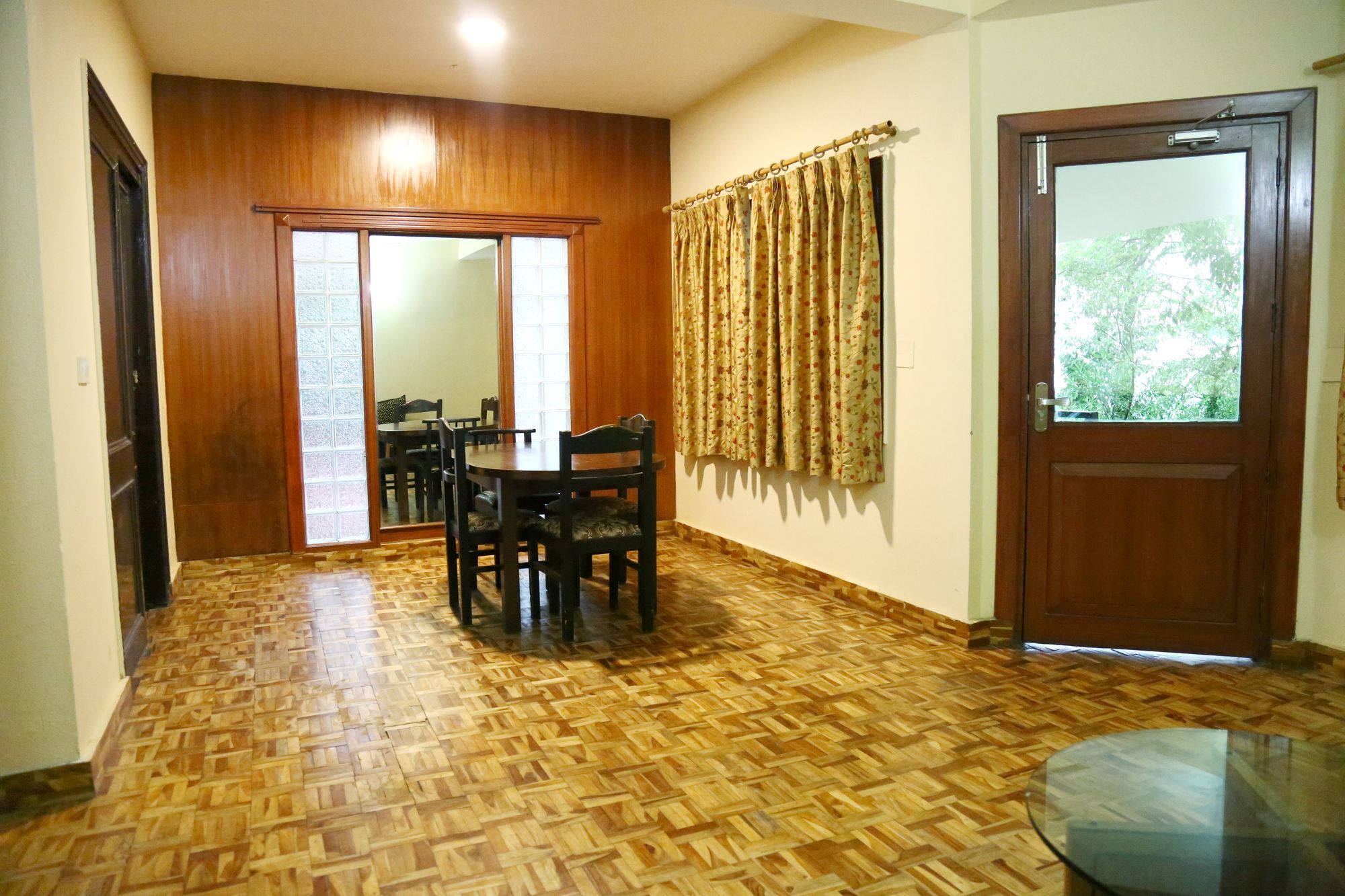 Oyo 5248 Surbee Resorts Мусори Екстериор снимка
