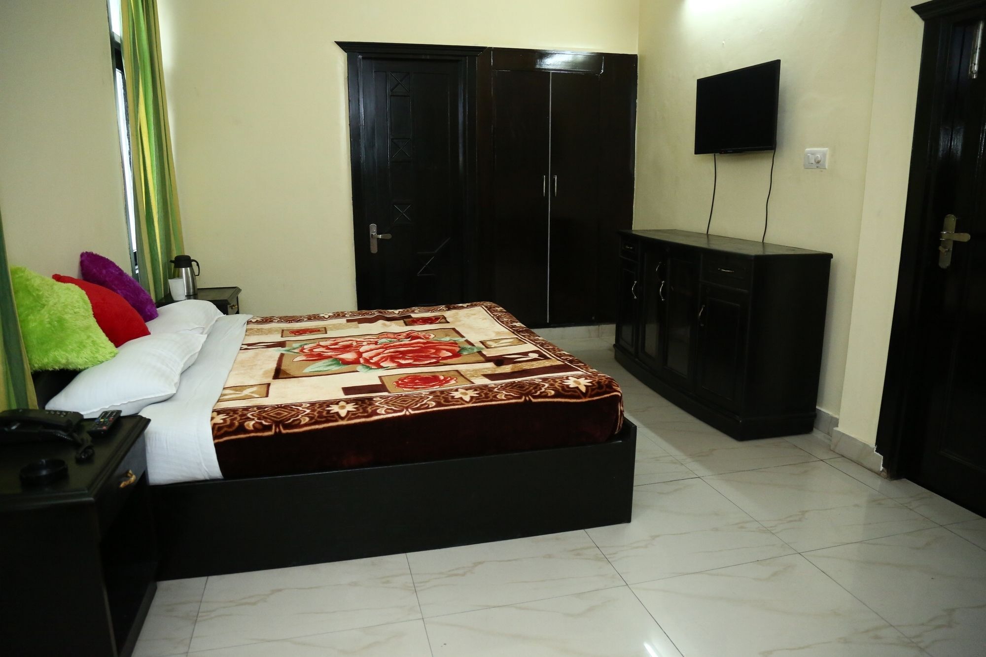 Oyo 5248 Surbee Resorts Мусори Екстериор снимка